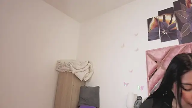 Candy Chloe02 online show from March 4, 2026, 5:13 am