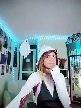 Snapshot of sakuraa_of chatting on October 29, 2025, 2:19 pm sakuraa of online show from October 29, 2025, 2:19 pm