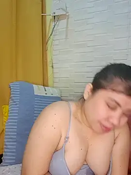 Snapshot of hotlyn45 chatting on February 15, 2026, 2:52 am hotlyn45 online show from February 15, 2026, 2:52 am