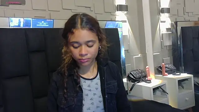 Kristall 06 online show from November 12, 2025, 6:30 pm