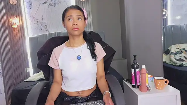 Kristall 06 online show from February 22, 2026, 4:35 am