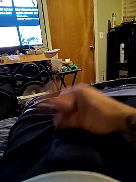 Wolfyking95 online show from October 13, 2025, 1:27 am