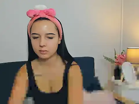 TaliaAdorable online show from October 16, 2025, 6:58 am