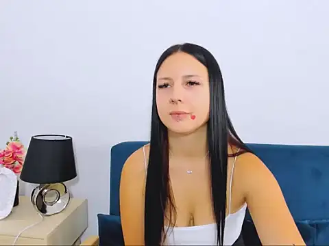 TaliaAdorable online show from October 25, 2025, 8:33 am