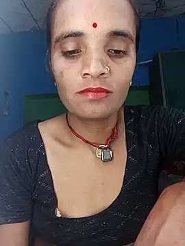 Hotwera online show from October 6, 2025, 7:22 pm