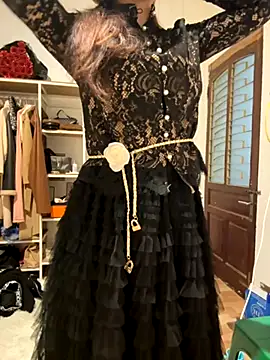 susu baby online show from November 23, 2025, 5:51 am