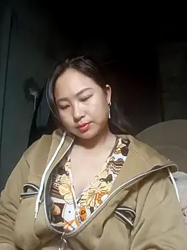 suki-lady online show from November 16, 2025, 2:28 am