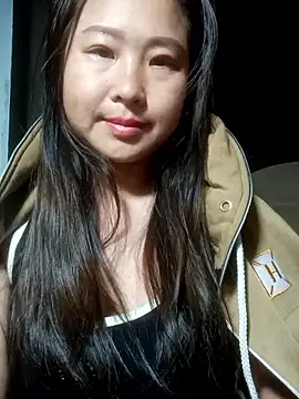 suki-lady online show from November 17, 2025, 4:24 pm