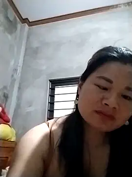 kute-00 online show from May 8, 2026, 1:33 am