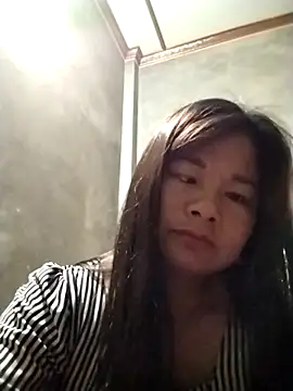 kute-00 online show from May 12, 2026, 2:08 am