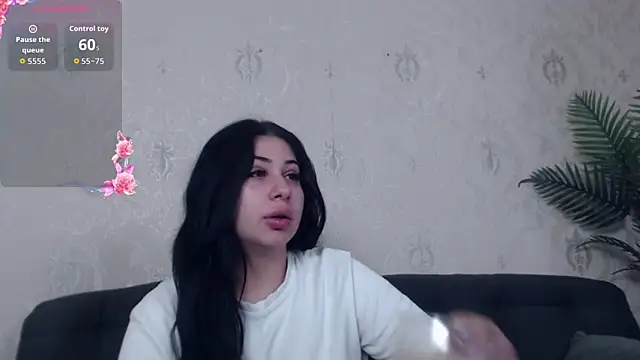 AnaysDivine online show from September 23, 2025, 2:58 am