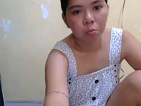 pretty jana07 online show from November 11, 2025, 3:06 am