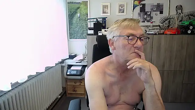 randyandy67 online show from September 9, 2025, 10:37 am