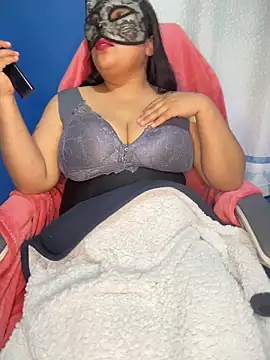 Luci Sweet22 online show from November 18, 2025, 2:39 am