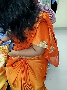 Snapshot of tamilmaha12 chatting on October 22, 2025, 6:51 pm tamilmaha12 online show from October 22, 2025, 6:51 pm