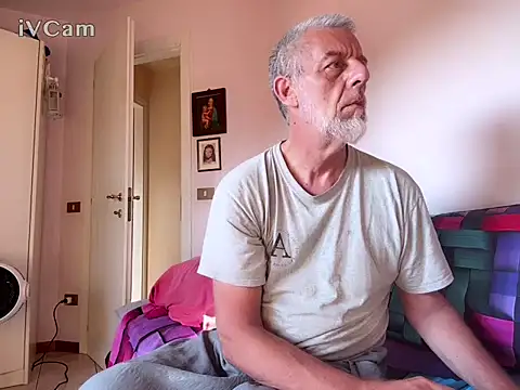 Snapshot of Pigna16PSRN chatting on May 29, 2026, 4:05 pm Pigna16PSRN online show from May 29, 2026, 4:05 pm
