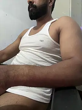 Vineeth3906 online show from August 7, 2026, 5:59 pm