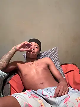 Snapshot of Tookey012 chatting on September 18, 2025, 5:48 pm Tookey012 online show from September 18, 2025, 5:48 pm