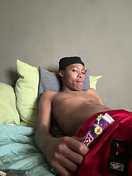 Snapshot of Tookey012 chatting on October 6, 2025, 2:36 pm Tookey012 online show from October 6, 2025, 2:36 pm