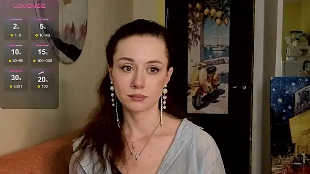 Snapshot of SkyHelen chatting on May 31, 2026, 7:48 am SkyHelen online show from May 31, 2026, 7:48 am