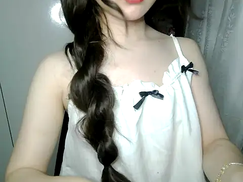 Annabelle-e online show from May 31, 2026, 7:04 pm