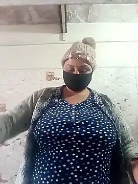 Rakhi sawant143 online show from January 12, 2026, 2:28 am