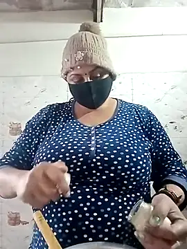 Snapshot of Rakhi_sawant143 chatting on February 1, 2026, 2:43 am Rakhi sawant143 online show from February 1, 2026, 2:43 am