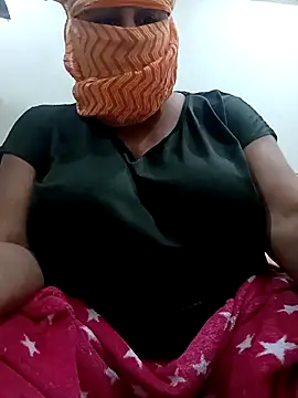 Snapshot of Rakhi_sawant143 chatting on March 3, 2026, 3:34 am Rakhi sawant143 online show from March 3, 2026, 3:34 am