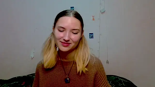  kikiclark   online show from October 8, 2025, 8:06 pm