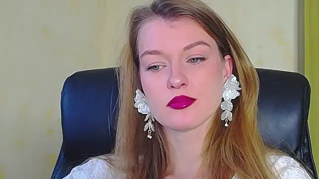 MysticVenus  online show from December 18, 2025, 10:32 am