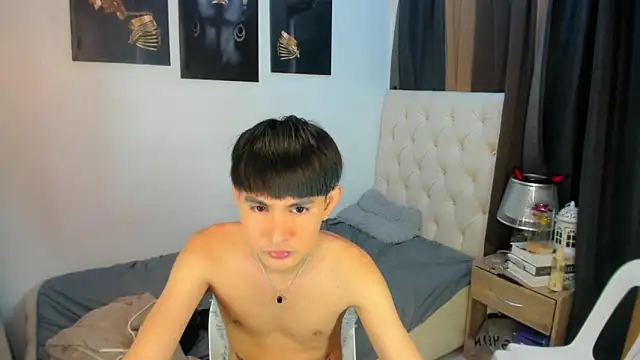 xxxhugecocktwinkxxx online show from December 21, 2025, 4:47 pm