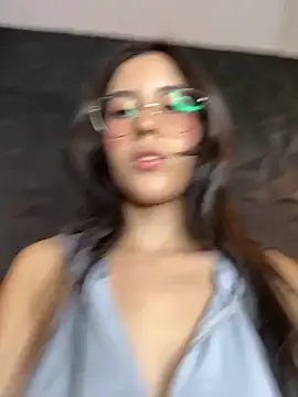 Juanita-Diaz online show from September 12, 2025, 8:42 pm