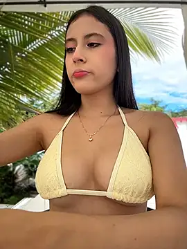 Juanita-Diaz online show from June 11, 2026, 8:40 pm
