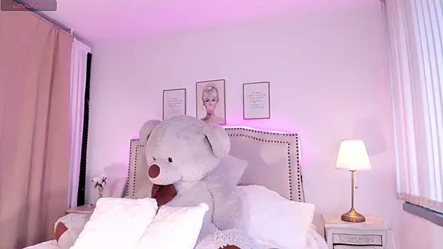 Mayajhons online show from January 15, 2026, 12:21 pm