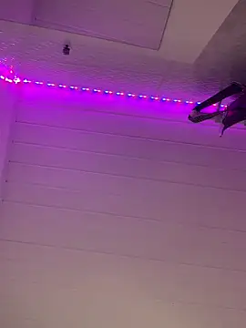 luluzinhax online show from January 7, 2026, 1:41 am