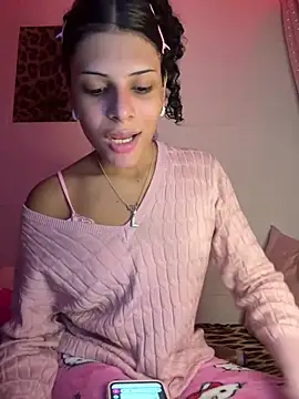 Snapshot of luluzinhax chatting on May 28, 2026, 4:10 am luluzinhax online show from May 28, 2026, 4:10 am