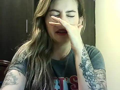 Valery  Rouse  online show from March 8, 2026, 2:04 am