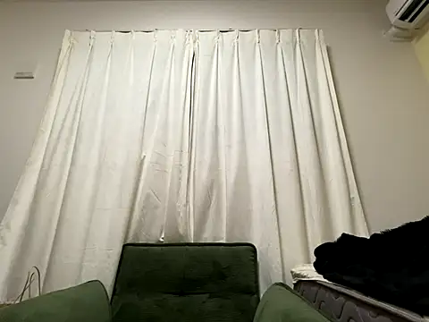 Snapshot of omuomurice chatting on December 3, 2025, 12:58 pm omuomurice online show from December 3, 2025, 12:58 pm