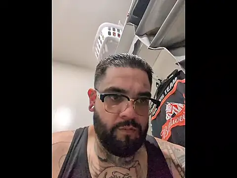 NASTY XL online show from October 21, 2025, 6:19 pm