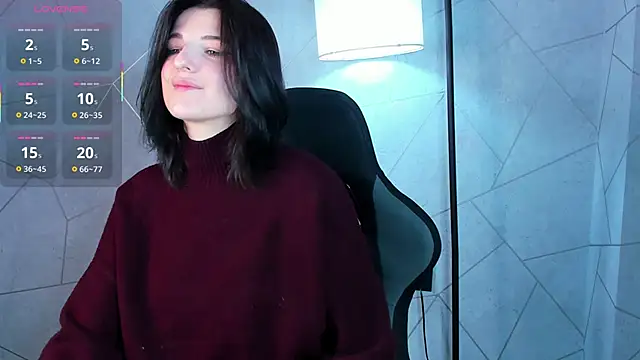 Snapshot of Lynn_Martin chatting on November 6, 2025, 1:17 am Lynn Martin online show from November 6, 2025, 1:17 am