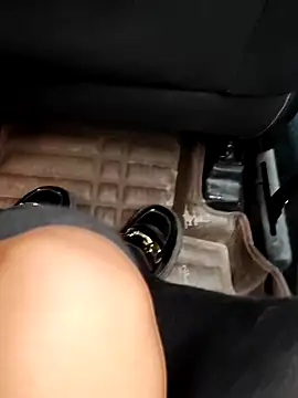 shaoshao-7758 online show from October 7, 2025, 1:25 am