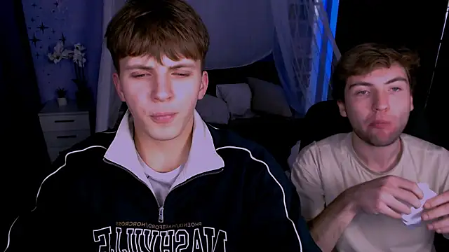 travis wolf  online show from November 19, 2025, 8:20 pm