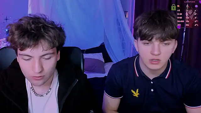 travis wolf  online show from April 23, 2026, 8:46 am