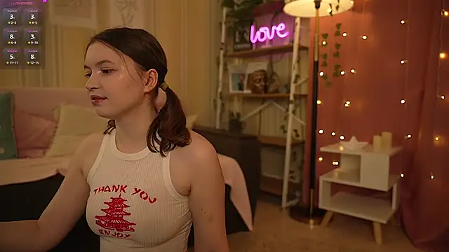 Ruminelle online show from November 14, 2025, 12:37 pm