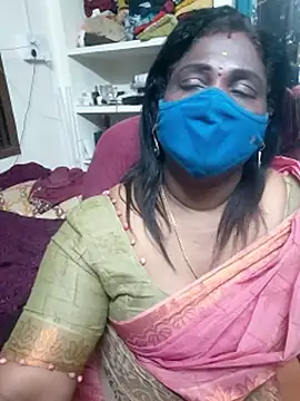 Tamil Kavitha10 online show from December 3, 2025, 7:34 pm