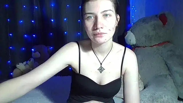 Nancy Luna online show from October 18, 2025, 6:19 pm