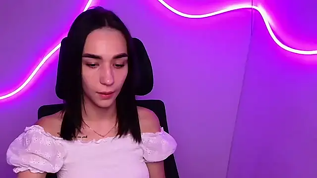 Bella Night4 online show from September 15, 2025, 5:29 am