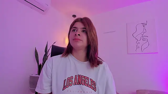 kaylajhonnes6 online show from November 11, 2025, 9:09 am