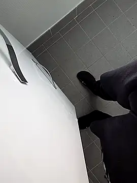 Snapshot of NuclearValue40 chatting on March 21, 2026, 4:21 pm NuclearValue40 online show from March 21, 2026, 4:21 pm