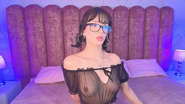 Snapshot of Sweet_1Angel chatting on May 3, 2026, 3:34 am Sweet 1Angel online show from May 3, 2026, 3:34 am